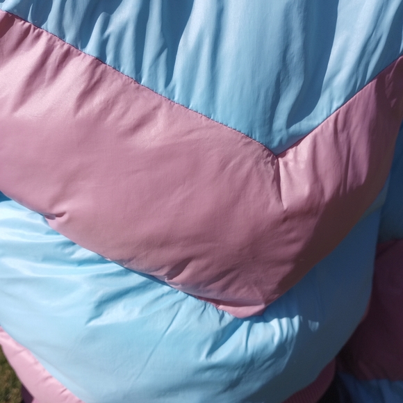 Urban Outfitters Pink & Blue Cotton Candy Puffer Jacket Coat Size XS - Picture 13 of 16